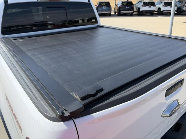 Used 2022 White Ford XLT image 8