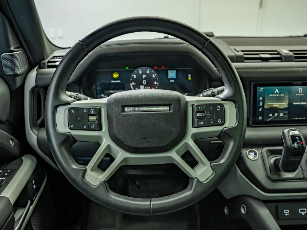 Used 2024 Gray Land Rover S image 37