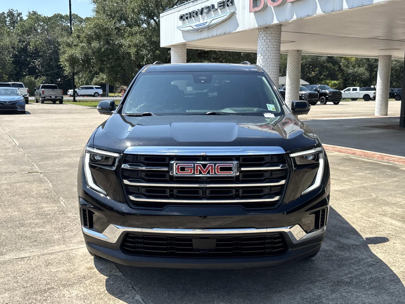 Used 2025 Black GMC FWD Elevation image 2