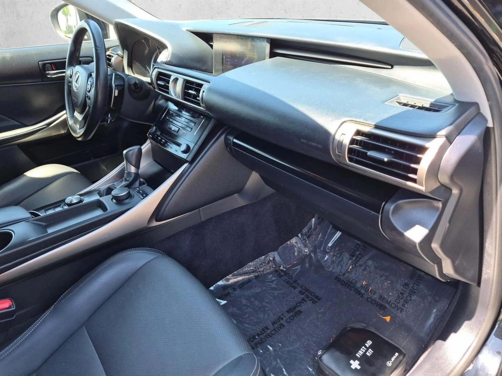 Used 2014 Obsidian Lexus  image 21