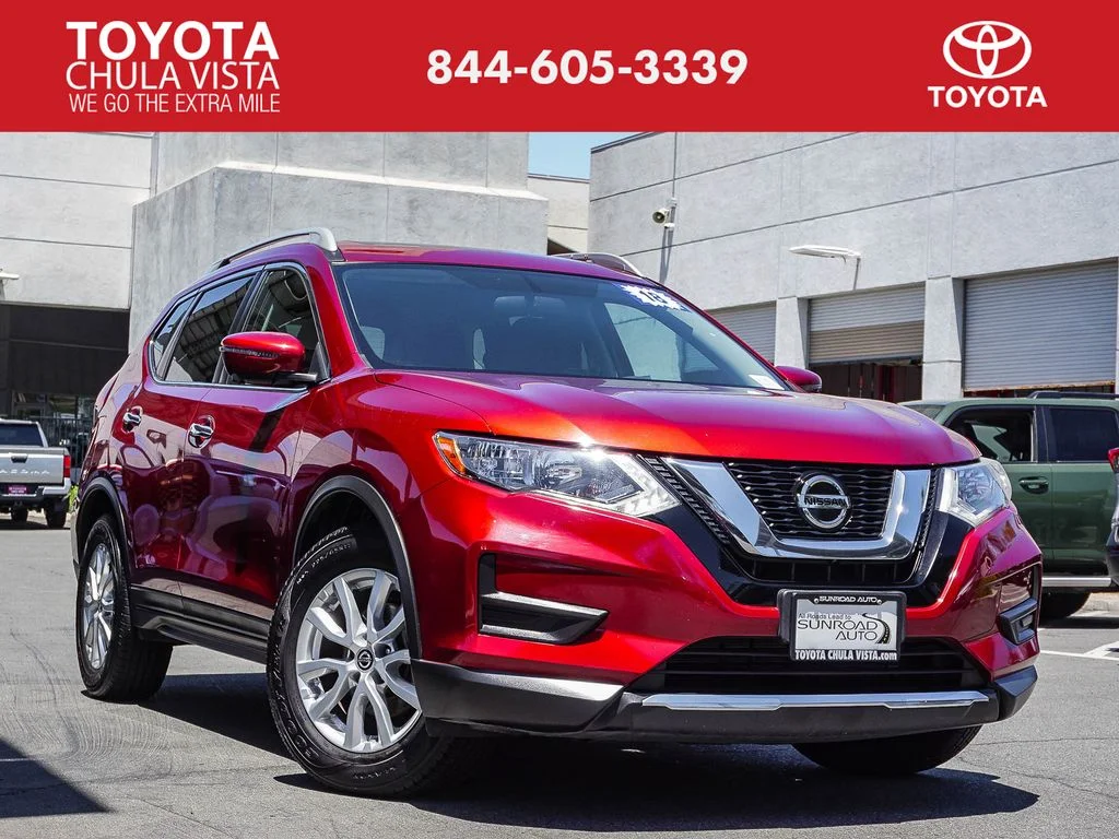 Used 2018 Red Nissan SV image 1