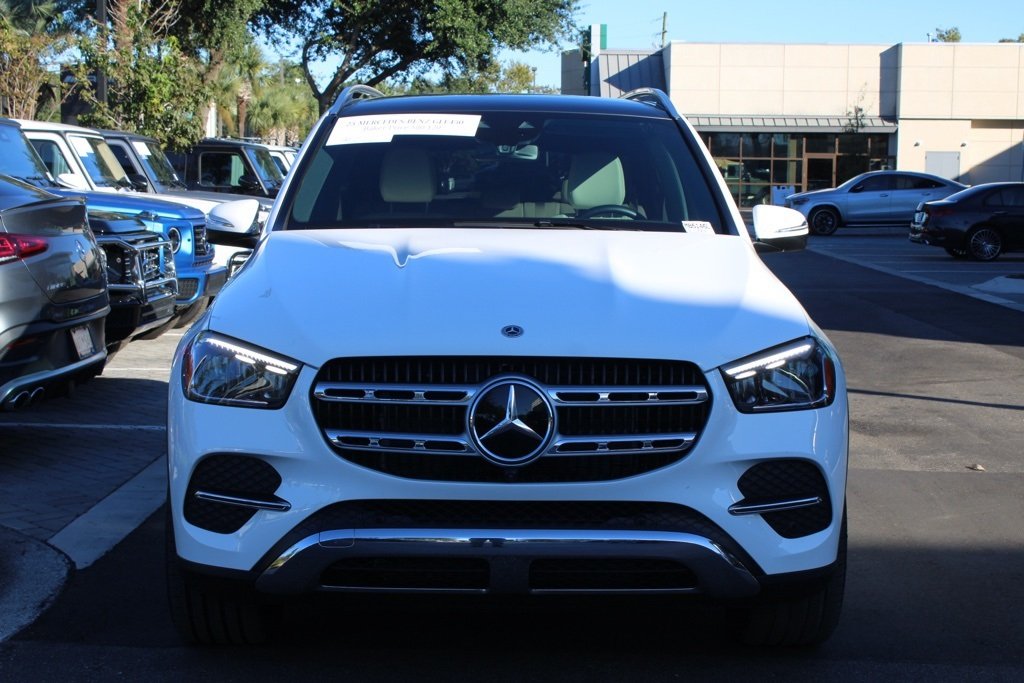 2025 Mercedes Benz GLE 450 4MATIC photo 2