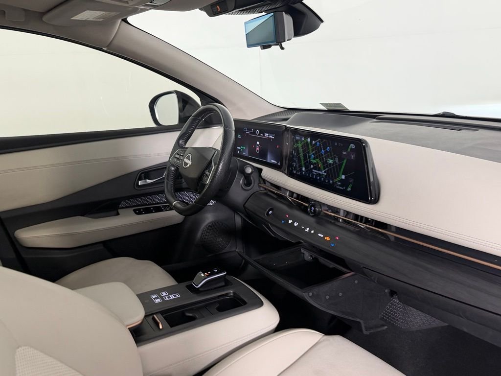 Used 2024 White Nissan EVOLVE+ image 31