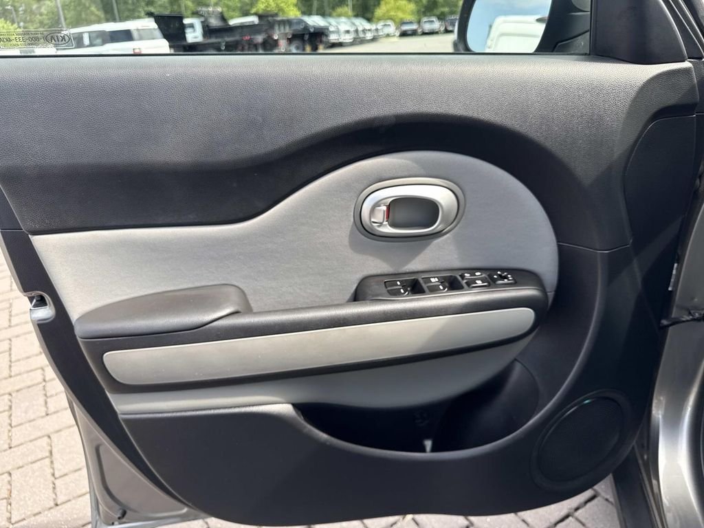 Used 2016 Gray Kia Base image 16