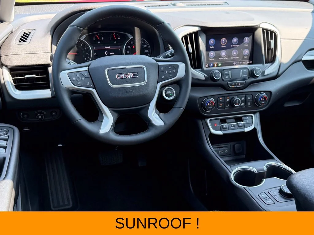 Used 2023 VOLCANIC RED TINTCOAT GMC SLT image 6
