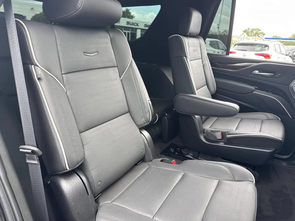 2024 Cadillac Escalade Premium Luxury - Photo 36