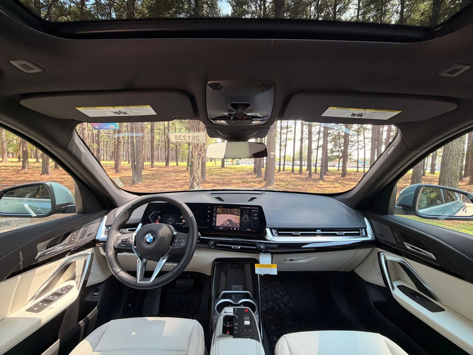 New 2026 Cape York Green Metallic BMW xDrive28i image 2