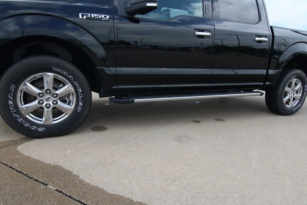 Used 2018 Black Ford XLT image 11