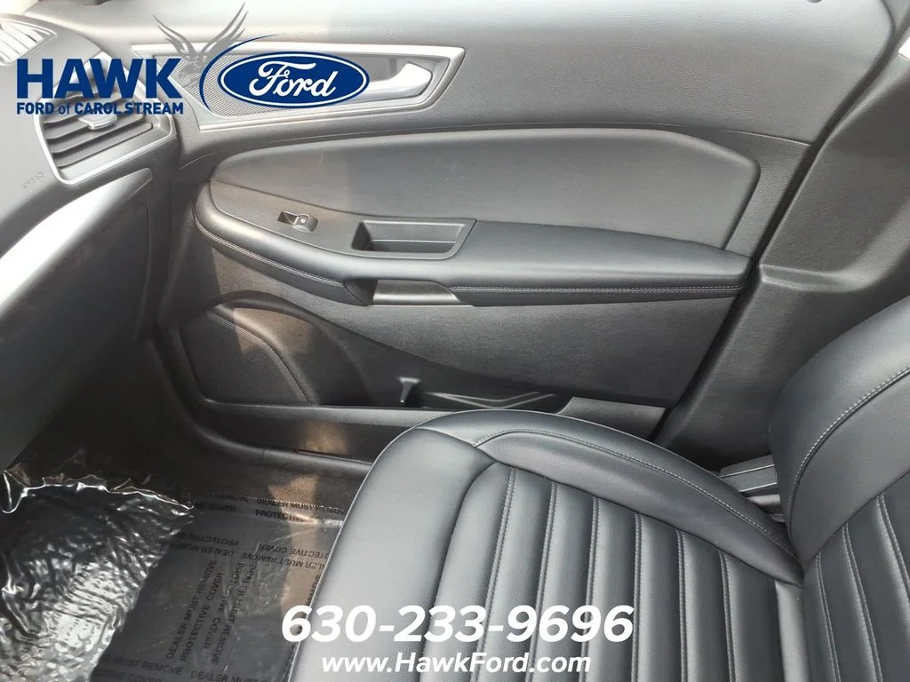 Used 2024 Black Ford SEL image 29