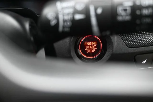 Used 2023 White Honda EX image 19