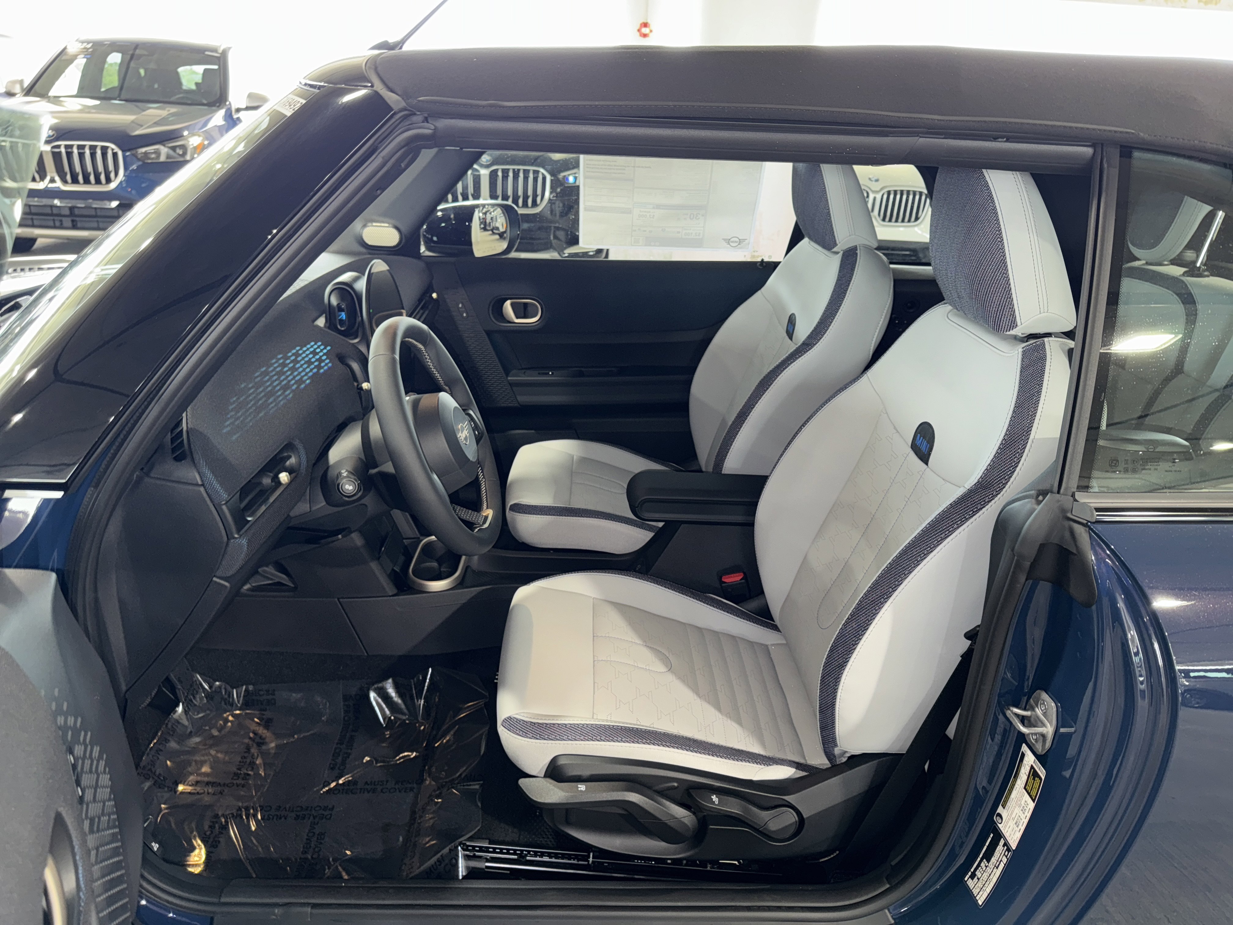 2026 MINI Convertible S - Photo 13