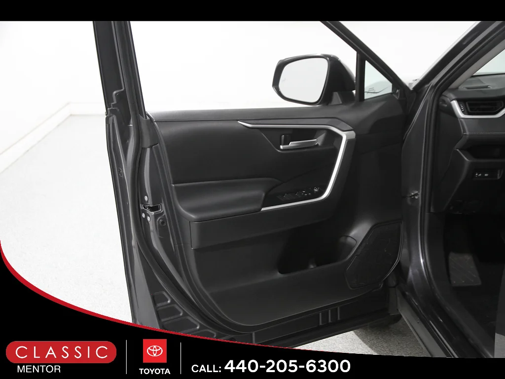 Certified Used 2025 Magnetic Gray Metallic Toyota XLE image 4