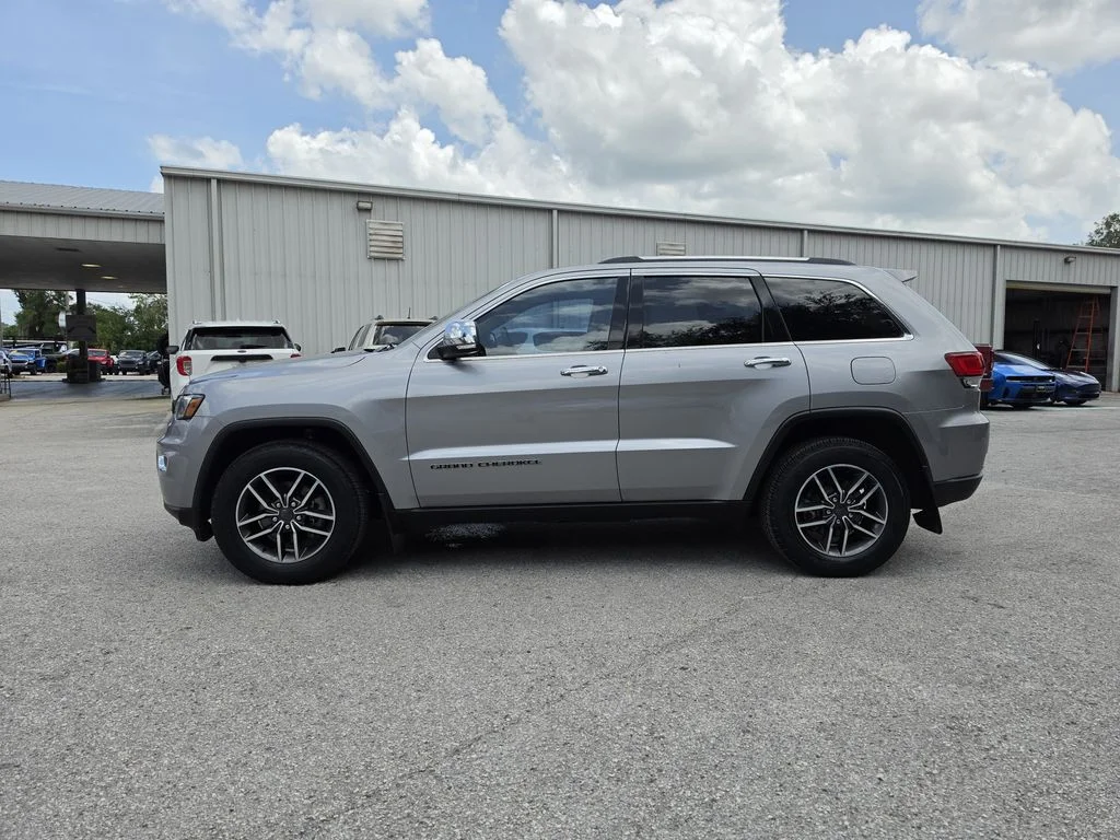 Certified Used 2020 Billet Silver Metallic Jeep Limited image 6