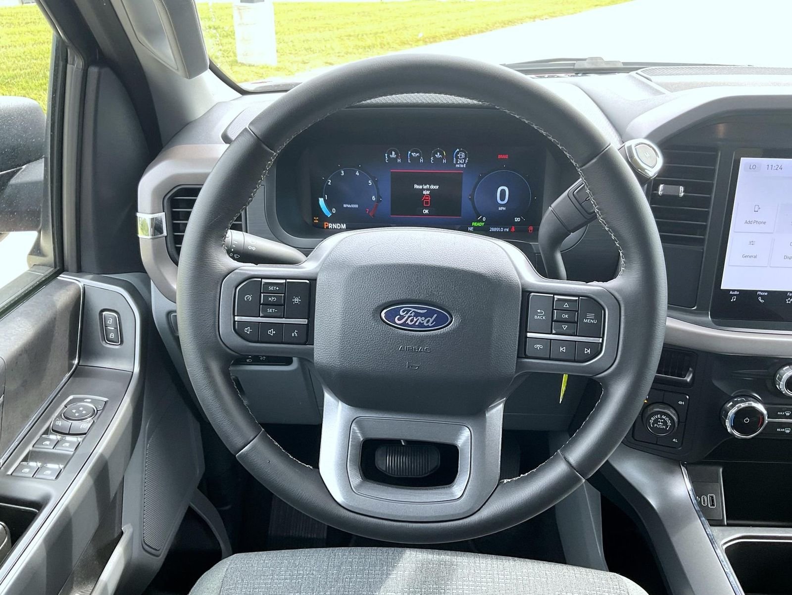 Used 2025 Red Ford XLT image 13
