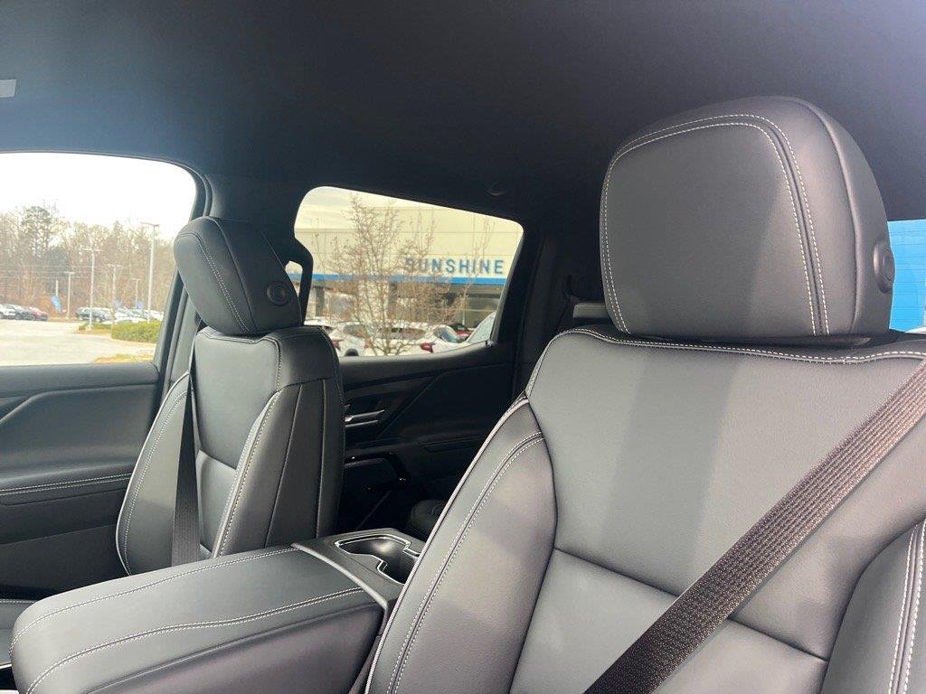 New 2026 Blue Smoke Metallic Chevrolet LT - Standard Range image 9