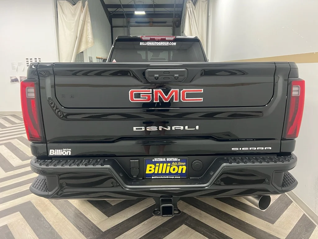 2026 GMC Sierra 3500HD Denali - Photo 15