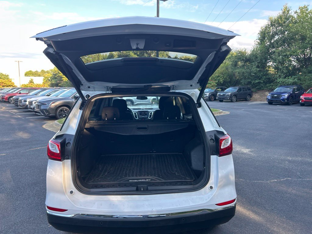 Used 2020 White Chevrolet LT image 16