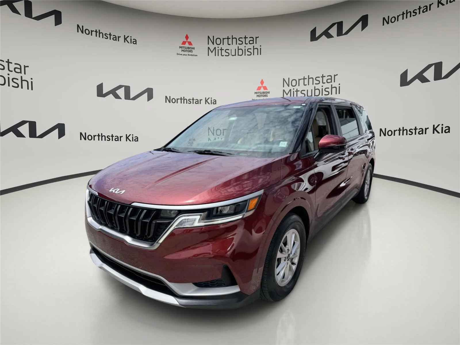 2023 Kia Sedona LX Seat Pkg's photo