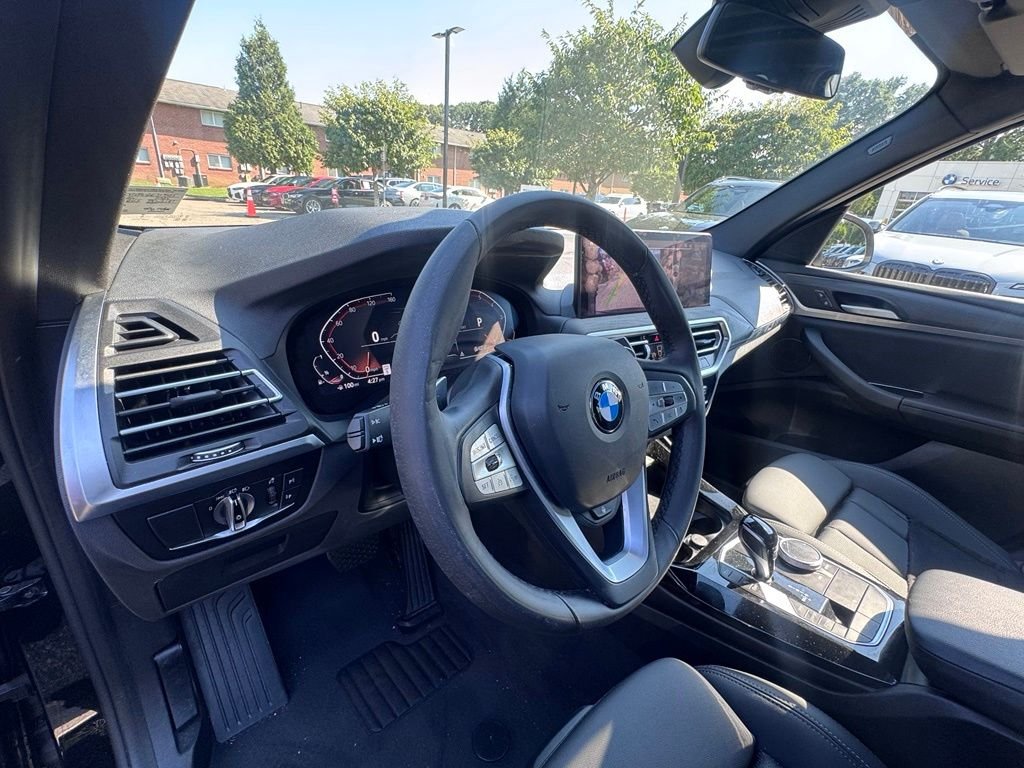 Used 2024 Black BMW sDrive30i image 9