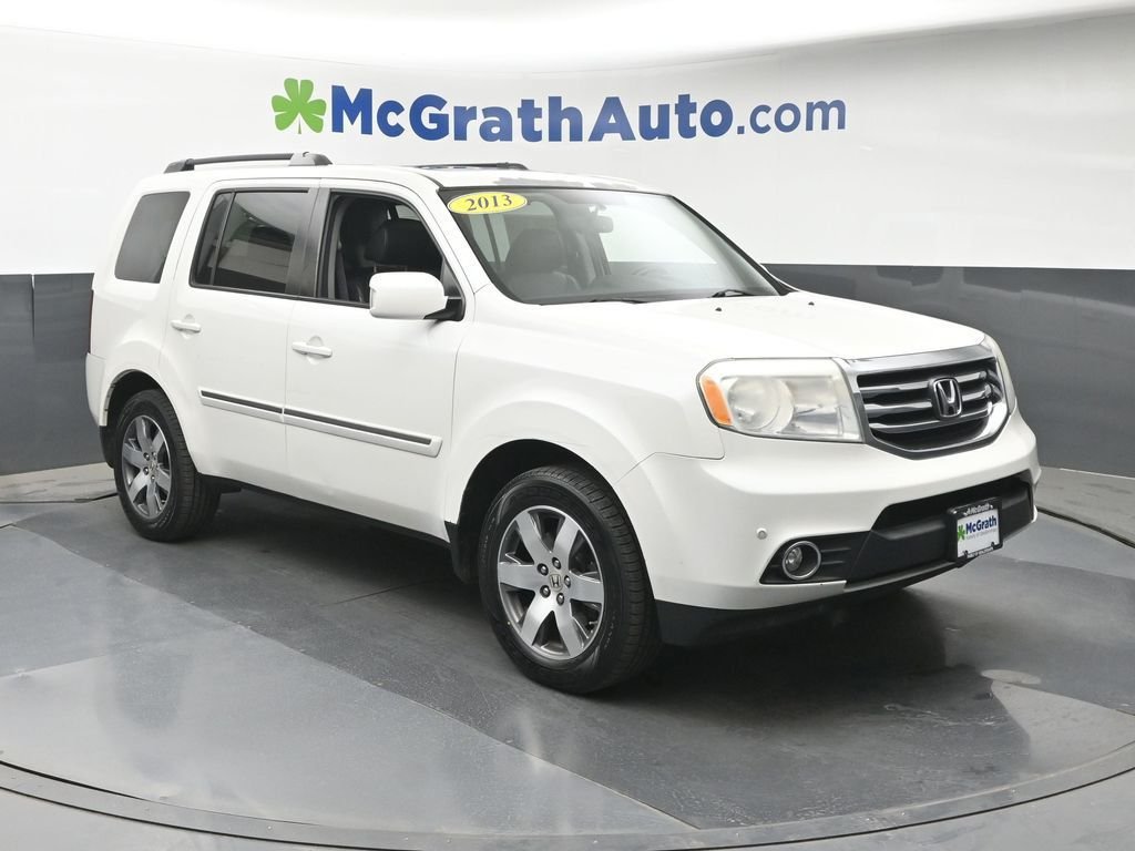 Used 2013 Honda Pilot Touring with VIN 5FNYF4H92DB019975 for sale in Cedar Rapids, IA