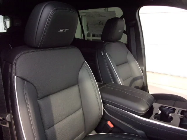 2027 Buick Enclave Sport Touring - Photo 18
