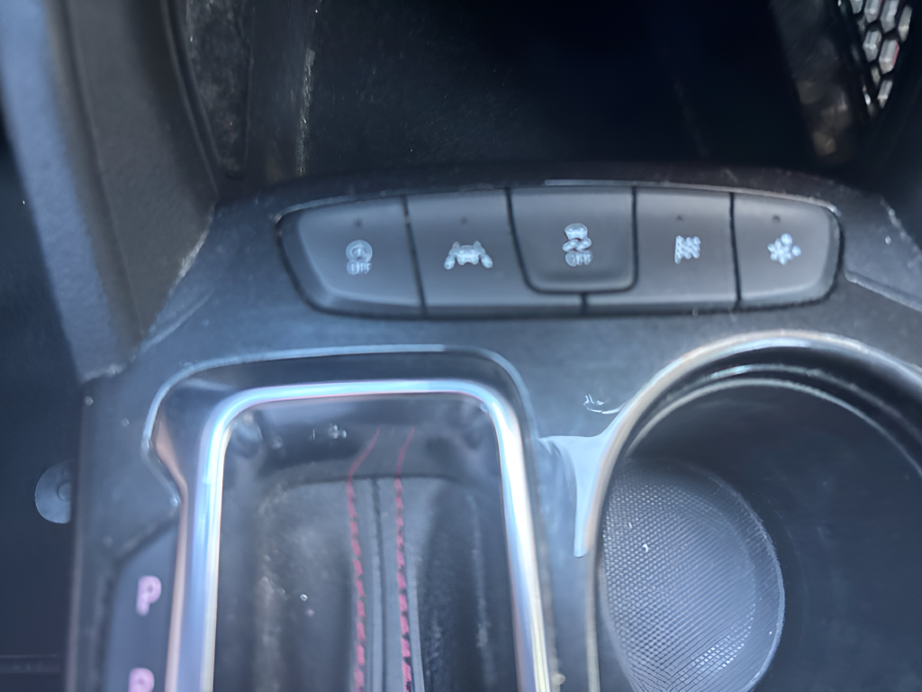 Used 2023 Red Chevrolet RS image 31