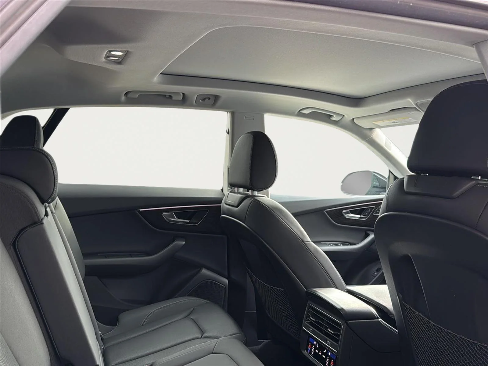 2022 Audi Q8 Premium Plus - Photo 29