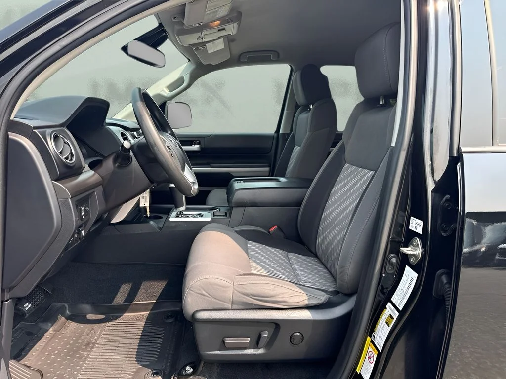 Used 2019 Black Toyota SR5 image 6