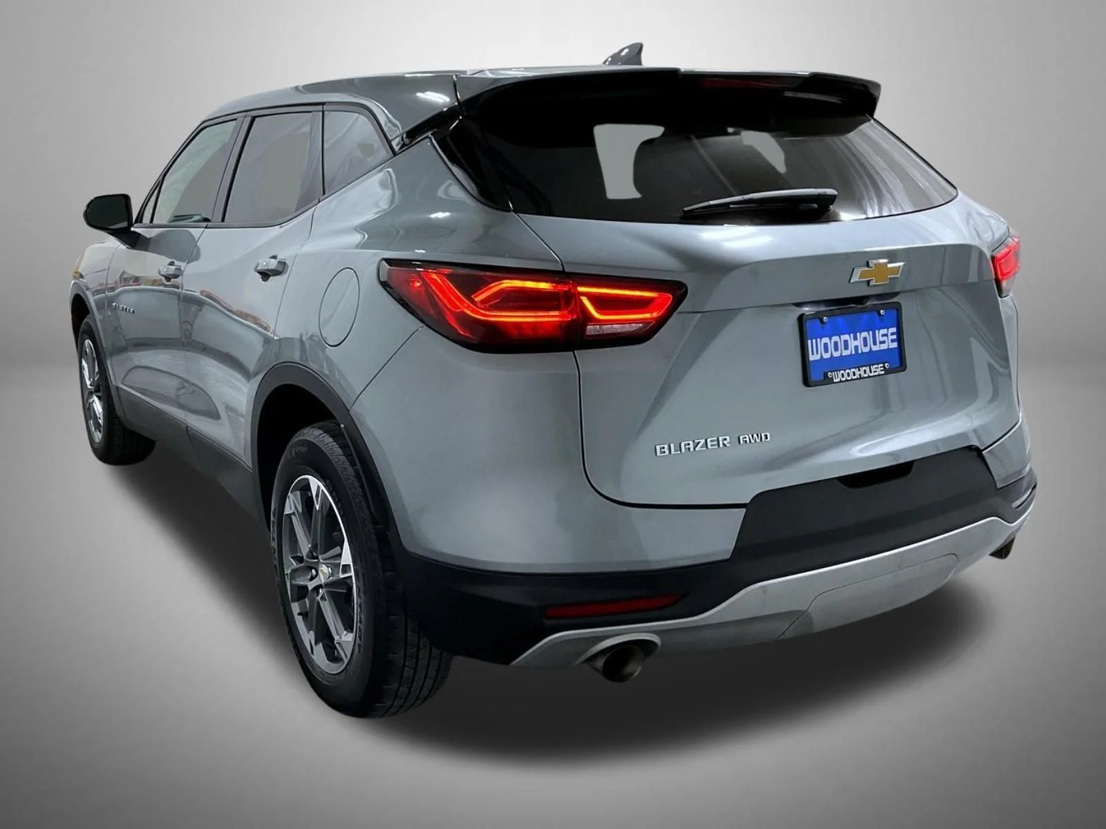 Used 2025 Gray Chevrolet LT image 7