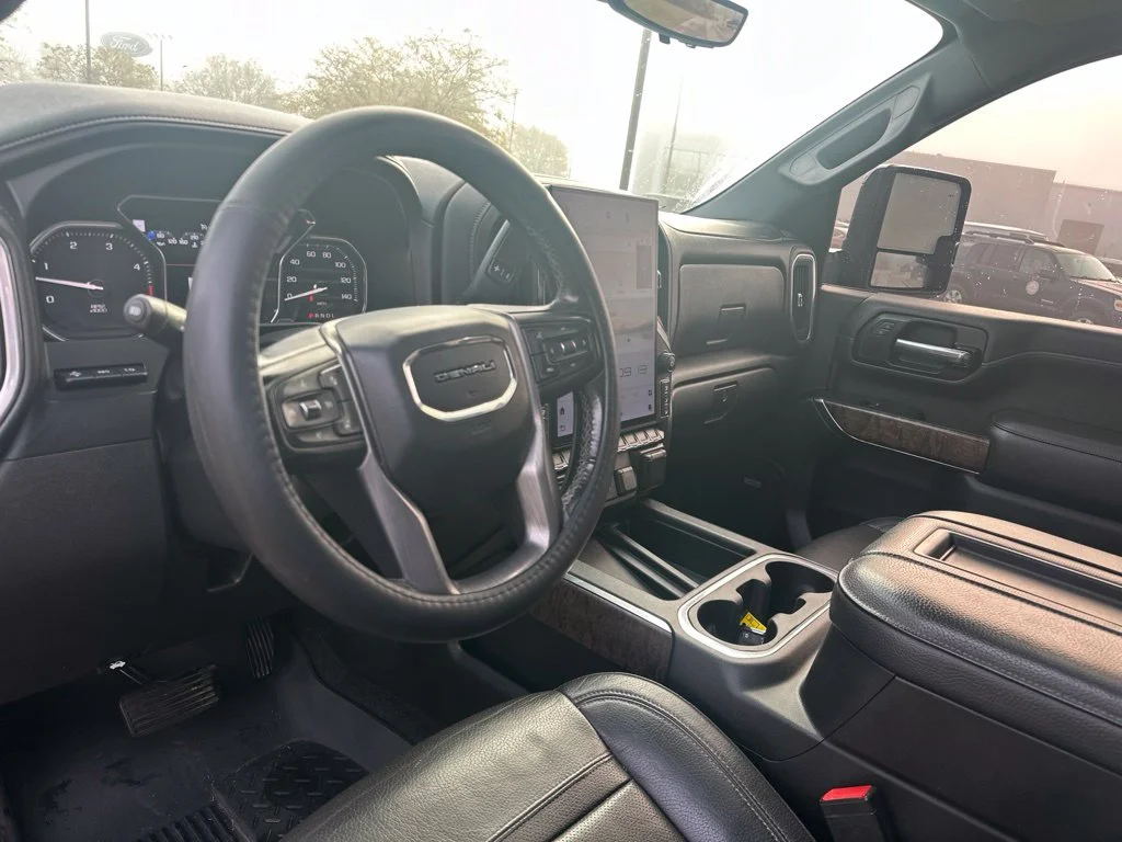 Used 2021 Cayenne Red GMC Denali image 15