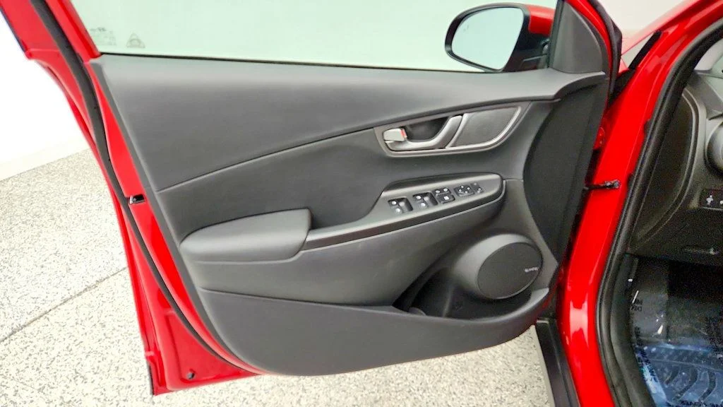 Used 2021 Pulse Red Hyundai Ultimate FWD image 11