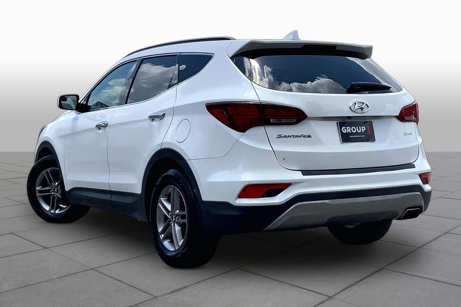 Used 2017 Frost White Pearl Hyundai 2.4L image 12