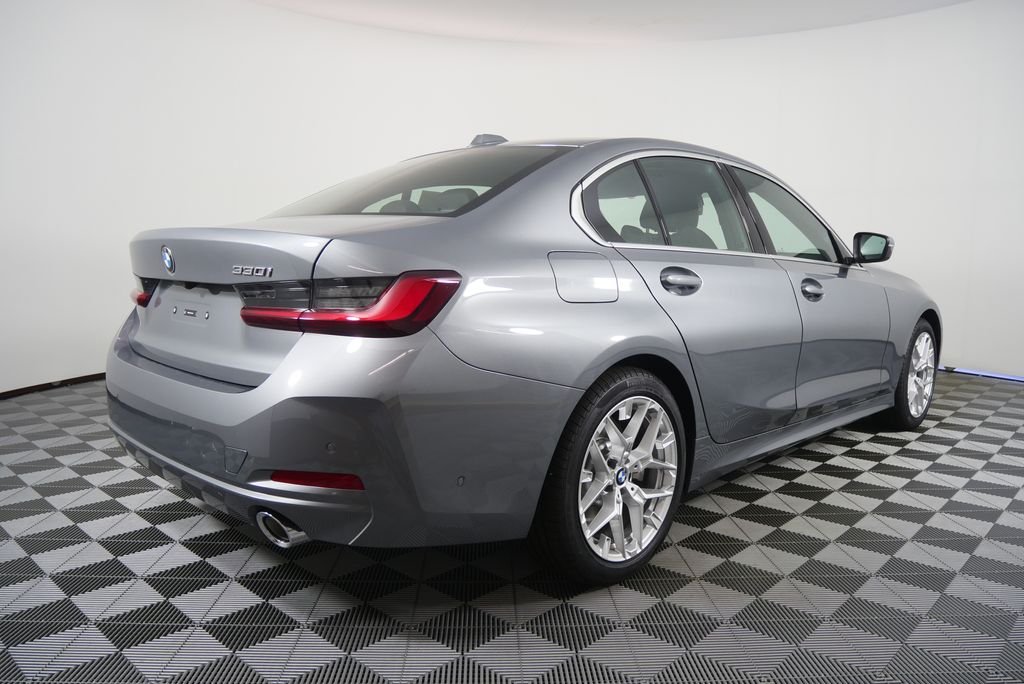 New 2026 Skyscraper Grey Metallic BMW 330i image 3