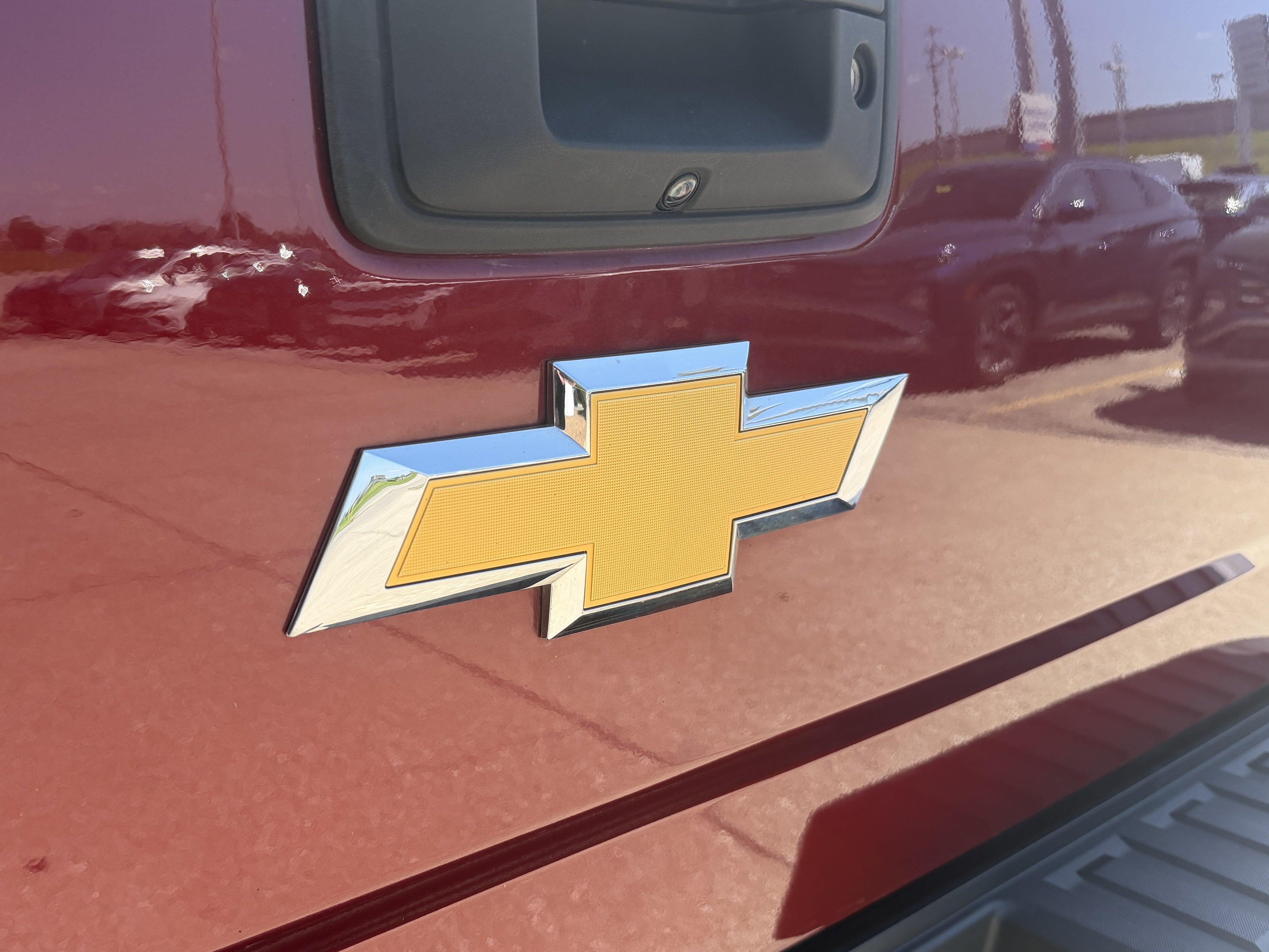 Used 2017 Siren Red Tintcoat Chevrolet LT image 8