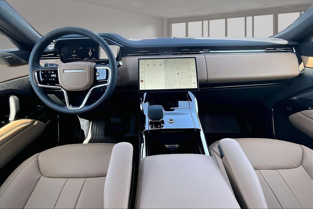 New 2026 Fuji White LAND ROVER SE image 5