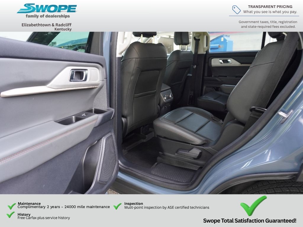 Used 2025 Vapor Blue Metallic Ford Active image 12