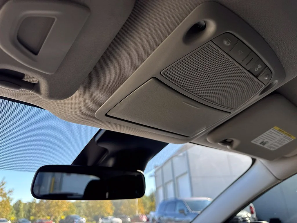 Used 2021 Gray Nissan S image 34