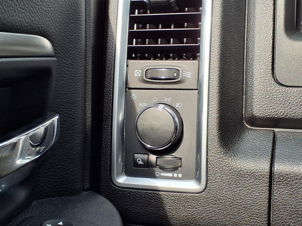 2024 RAM Ram 1500 Classic Warlock - Photo 23