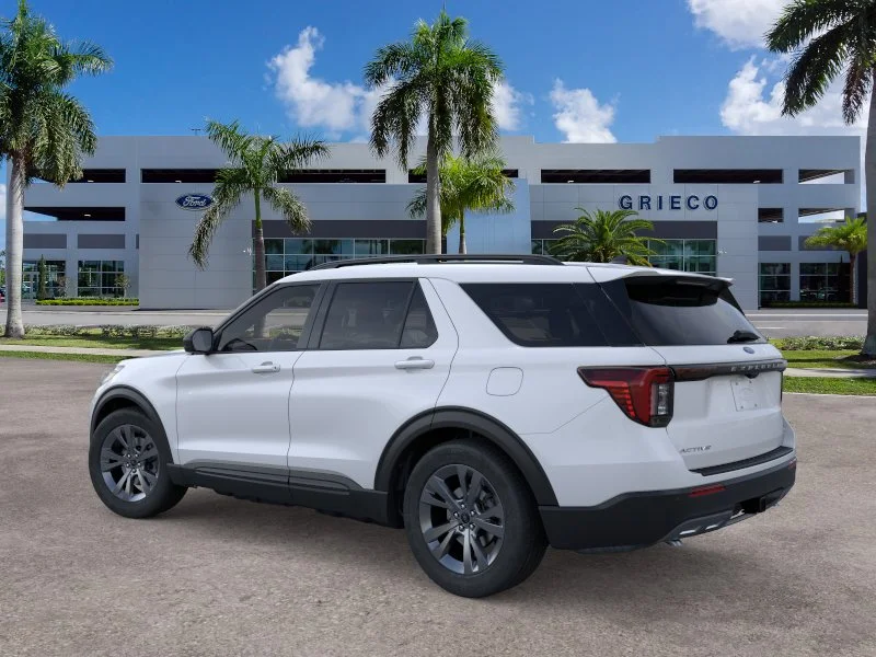 New 2026 Space White Metallic Ford Active image 27