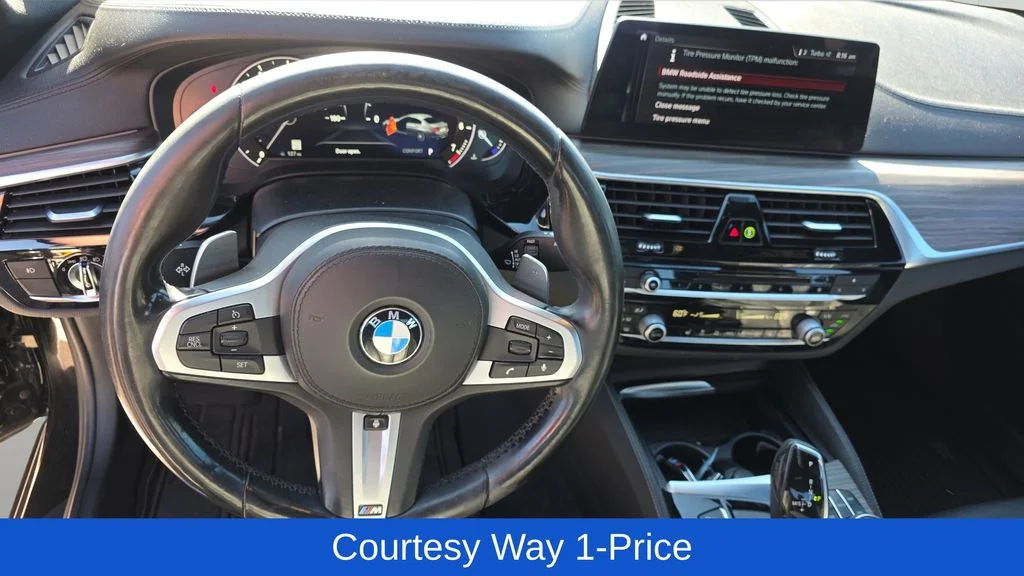 Used 2018 Black BMW 540i xDrive image 12