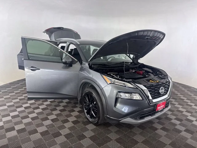 Used 2023 Gray Nissan SV image 16