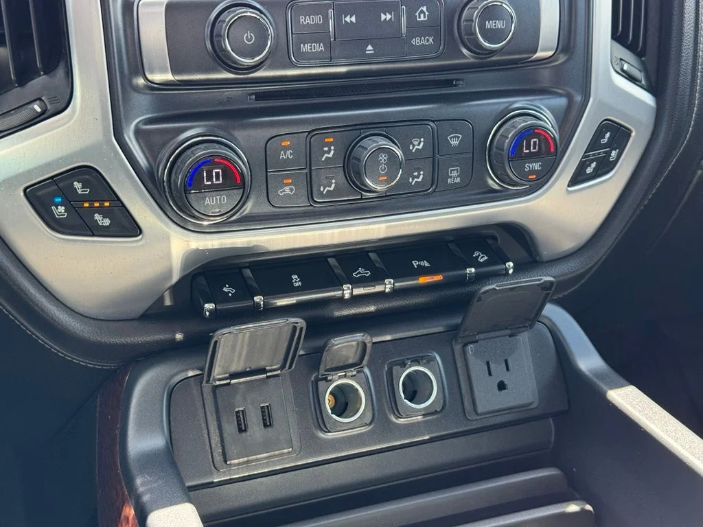 Used 2018 Black GMC SLT image 26