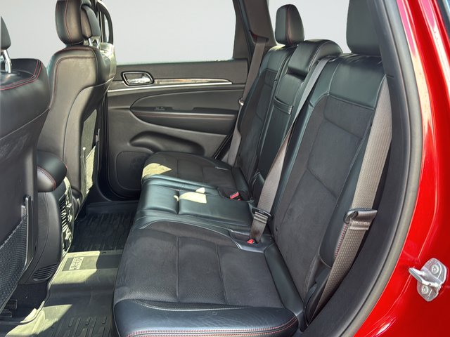 Used 2021 Red Jeep Trailhawk image 27