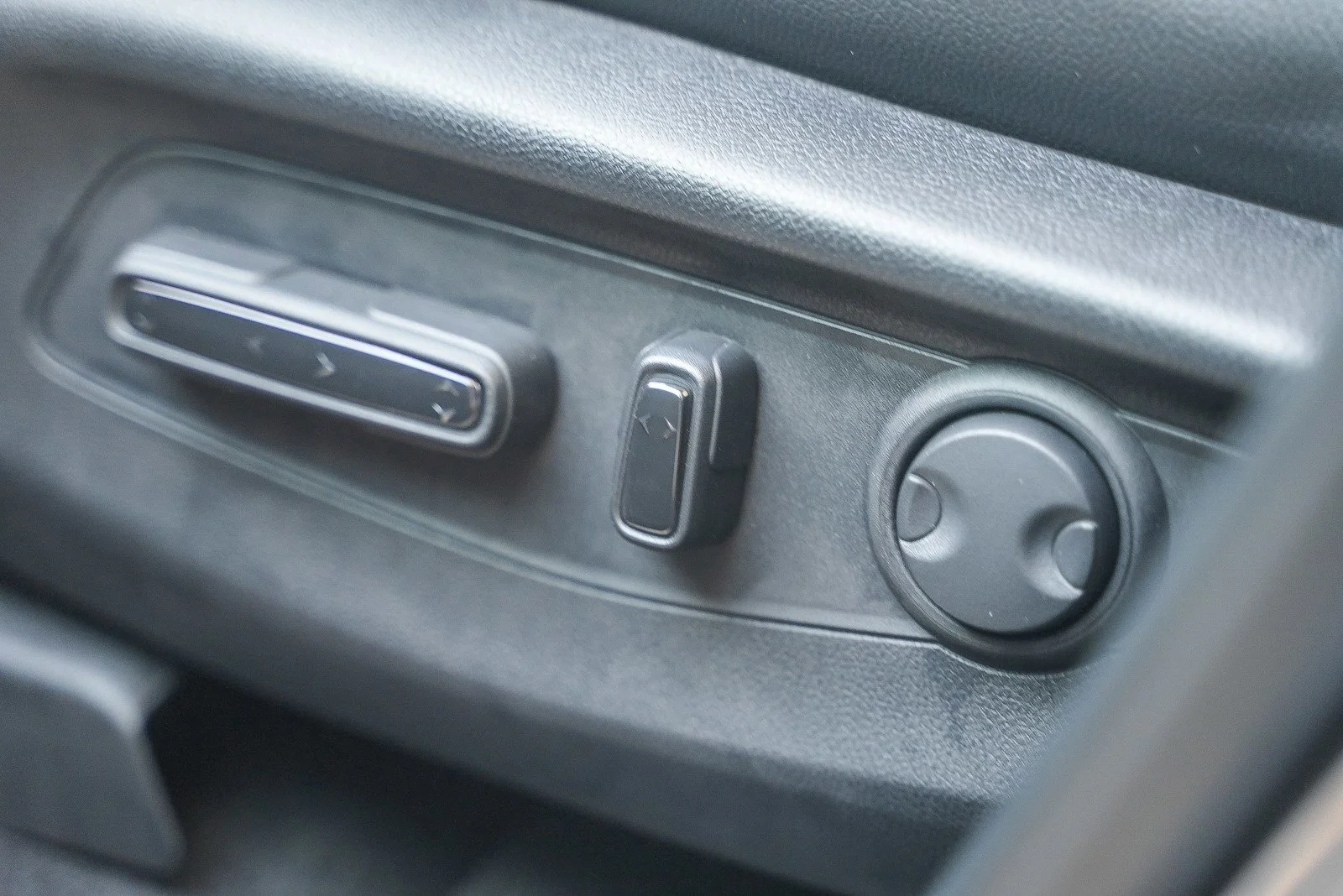 New 2026 Urban Gray Pearl Honda EX-L image 22