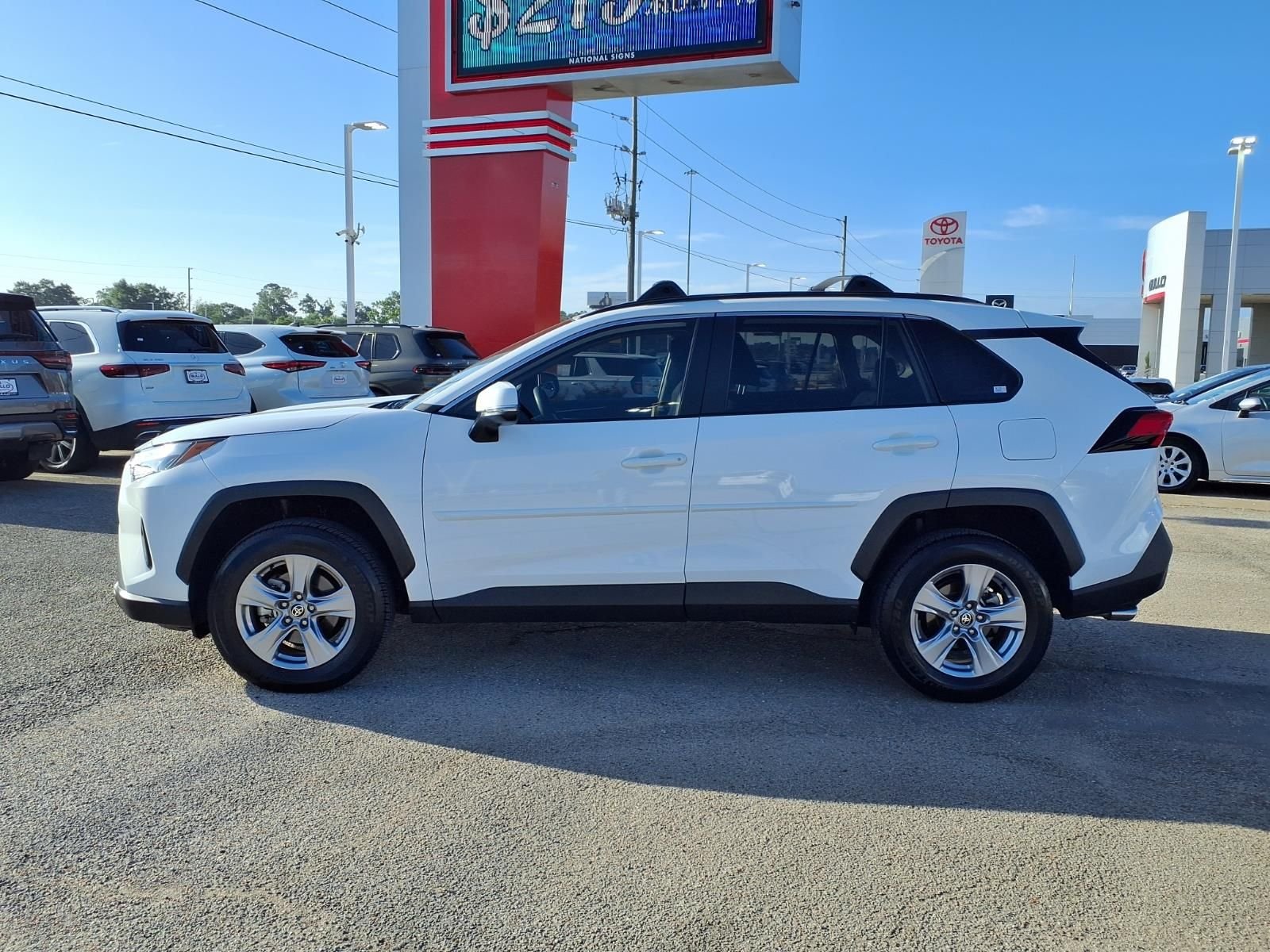 Certified Used 2025 Ice Cap Toyota XLE image 31