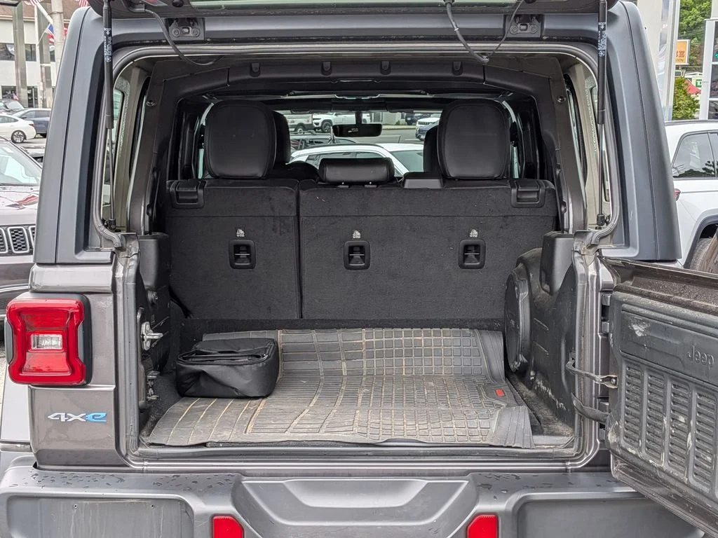 Used 2023 Gray Jeep Sahara 4xe image 8