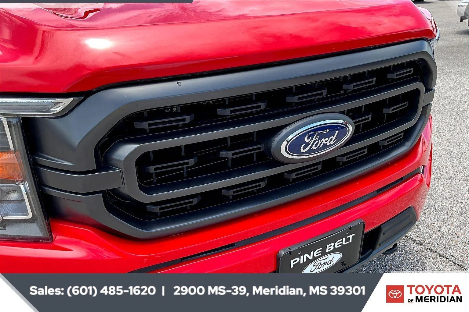 Used 2023 Race Red Ford XLT image 21