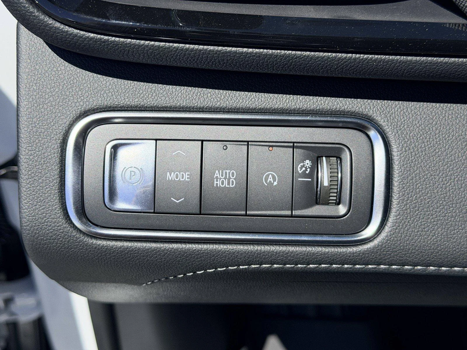 New 2026 Summit White Buick Preferred image 20