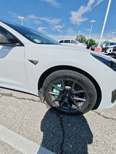 Used 2022  Tesla Long Range image 15