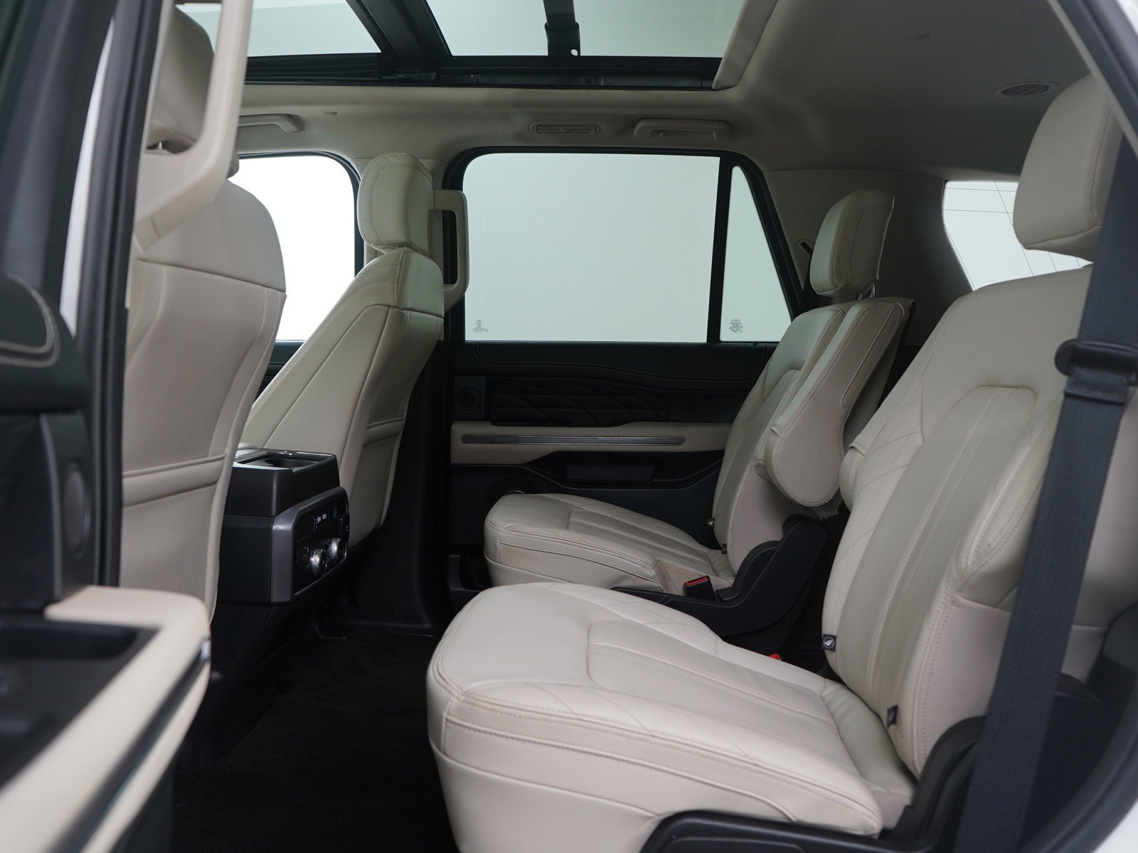 2021 Ford Expedition Platinum - Photo 21